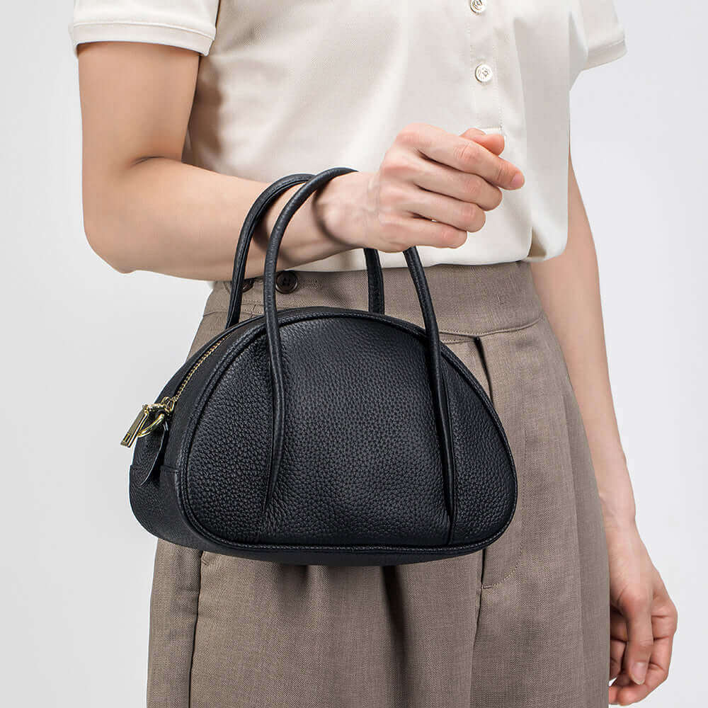 Shell-shaped Leather Handbag | Shoulder and Crossbody