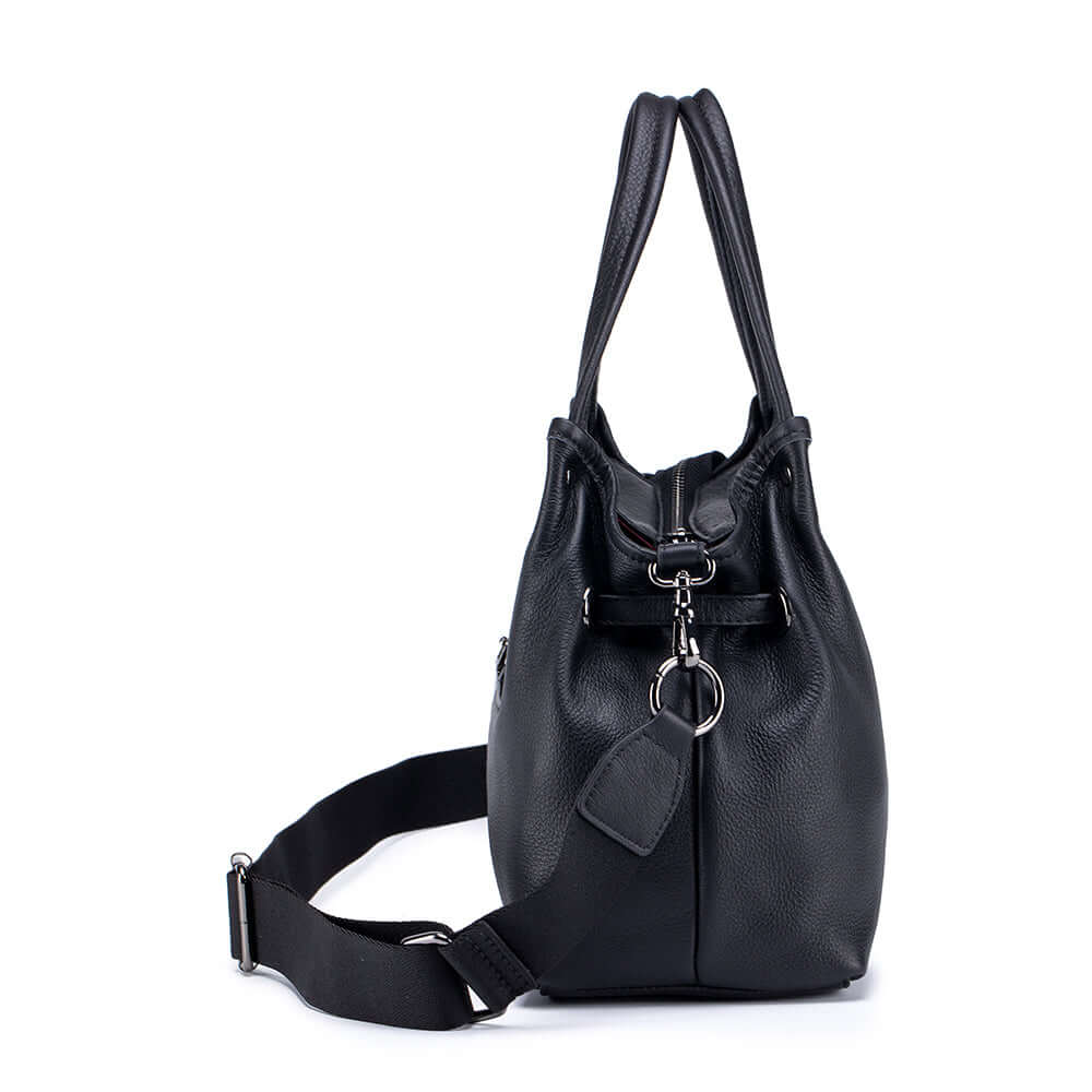 Fashionable women’s handbag – stylish and timeless design