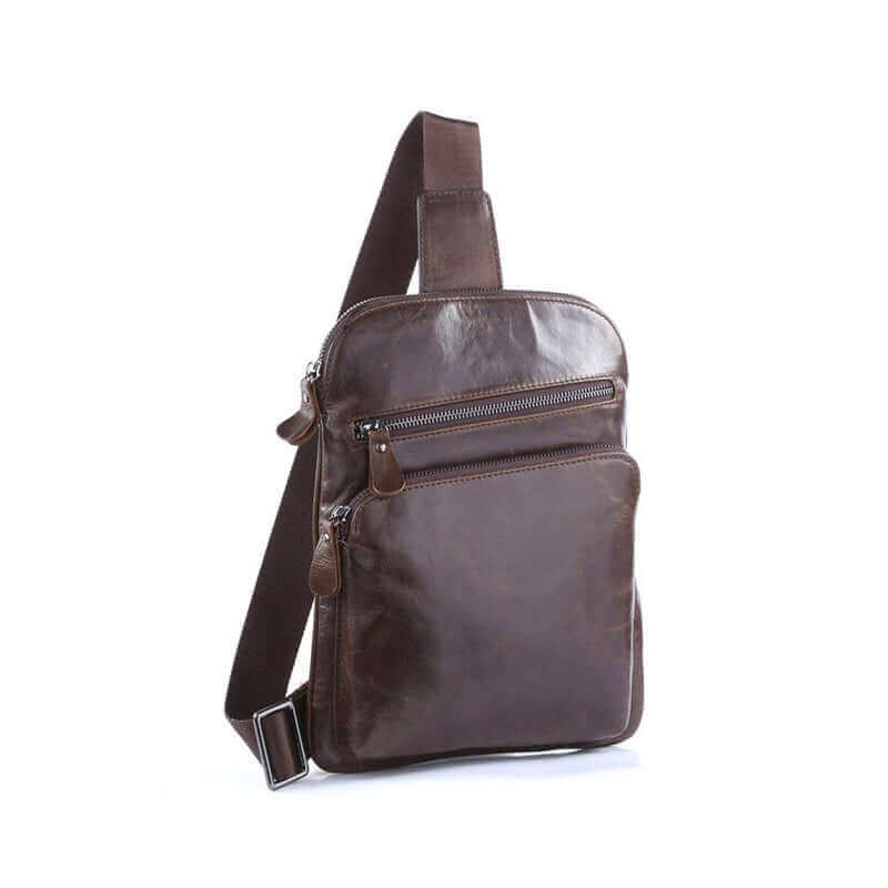 Adjustable strap of the leather crossbody bag, offering comfort and versatility for men.