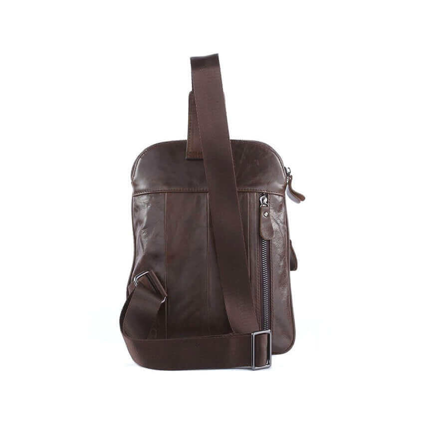 Back view of the leather chest bag for men, highlighting the smooth leather finish.Back view of the leather chest bag for men, highlighting the smooth leather finish.