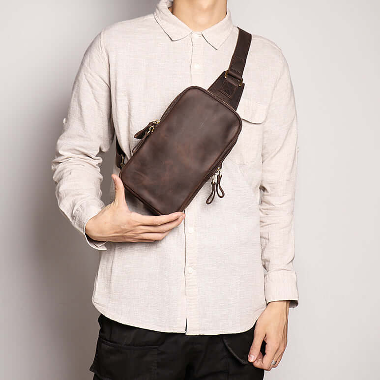 Men’s crossbody leather pack for everyday carry