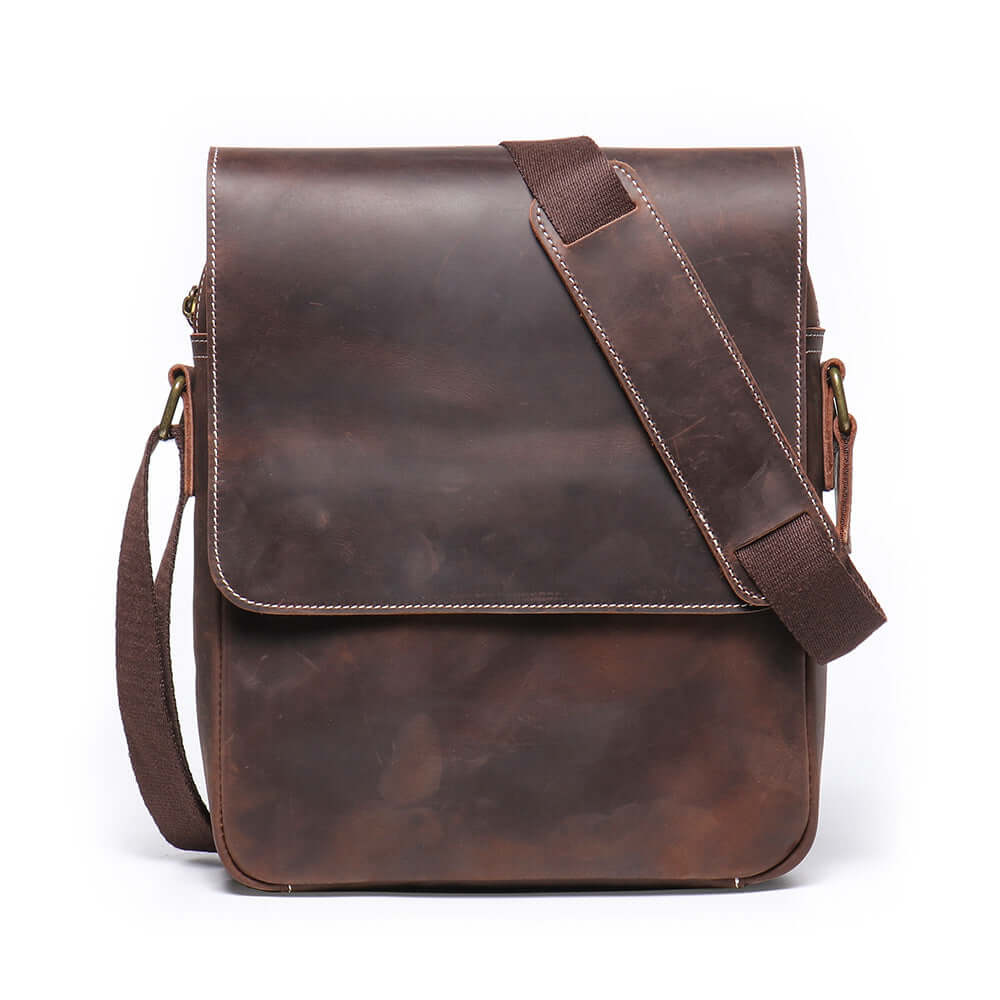 Men’s leather crossbody bag in dark brown – front view