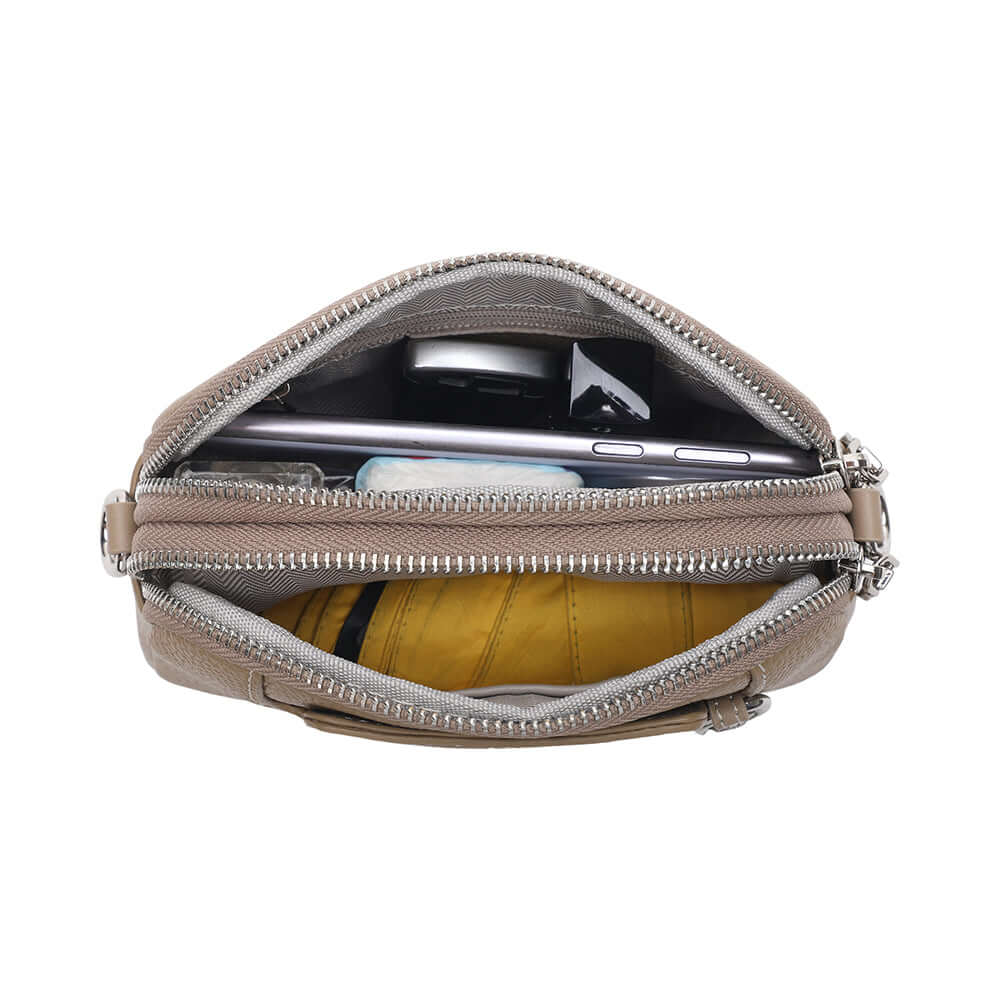 Interior view of the leather bag.