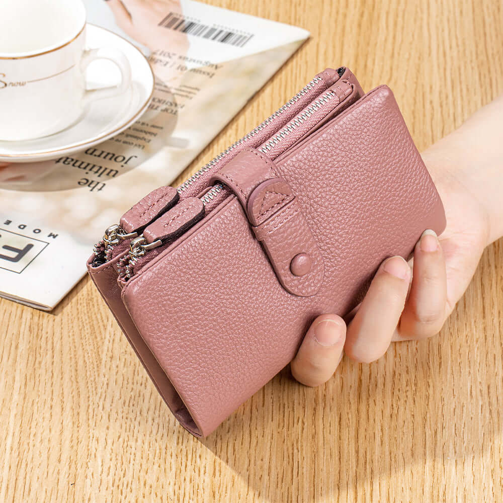 Lifestyle photo of wallet used in daily setting