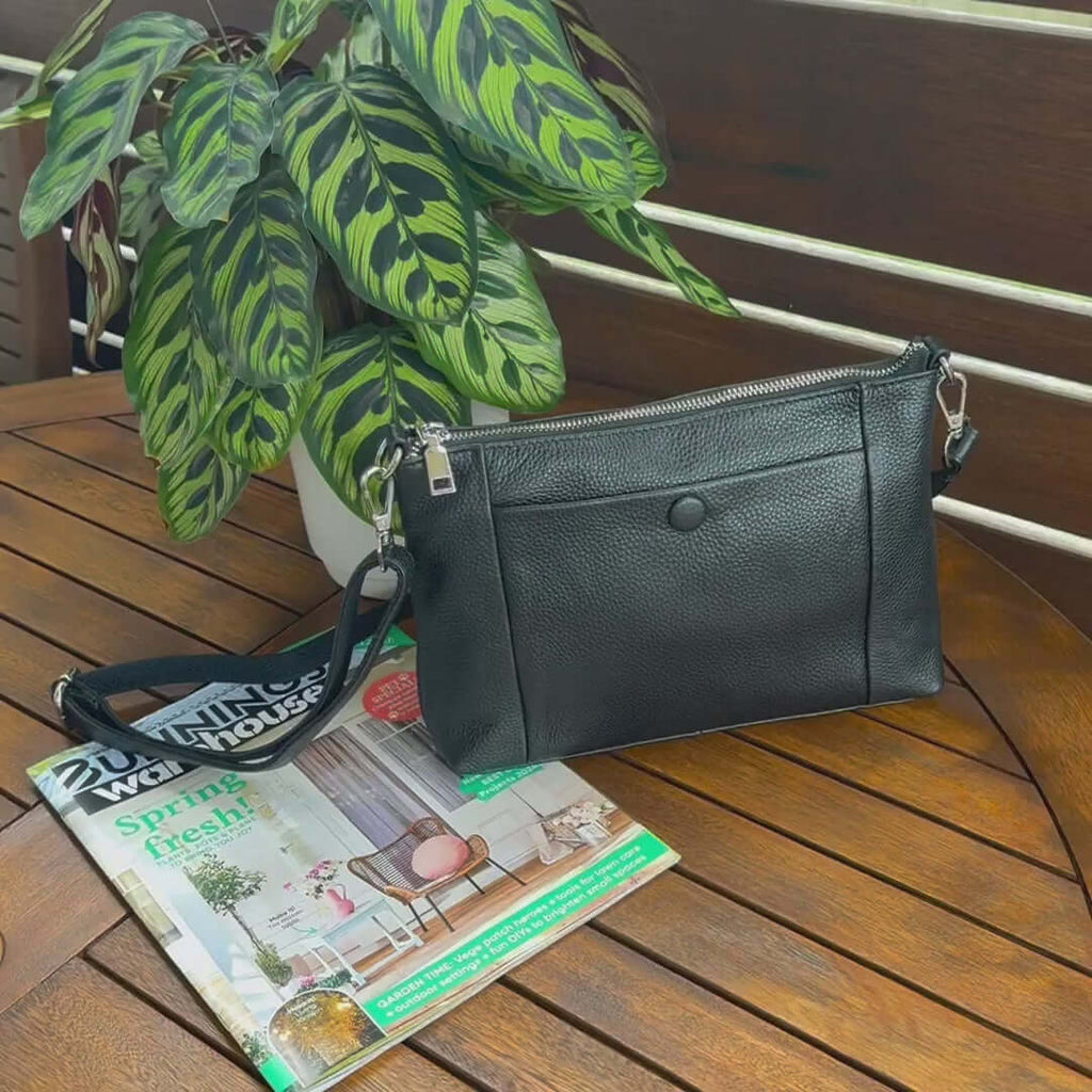 Black Leather Crossbody Bag for Women – Stylish and Functional