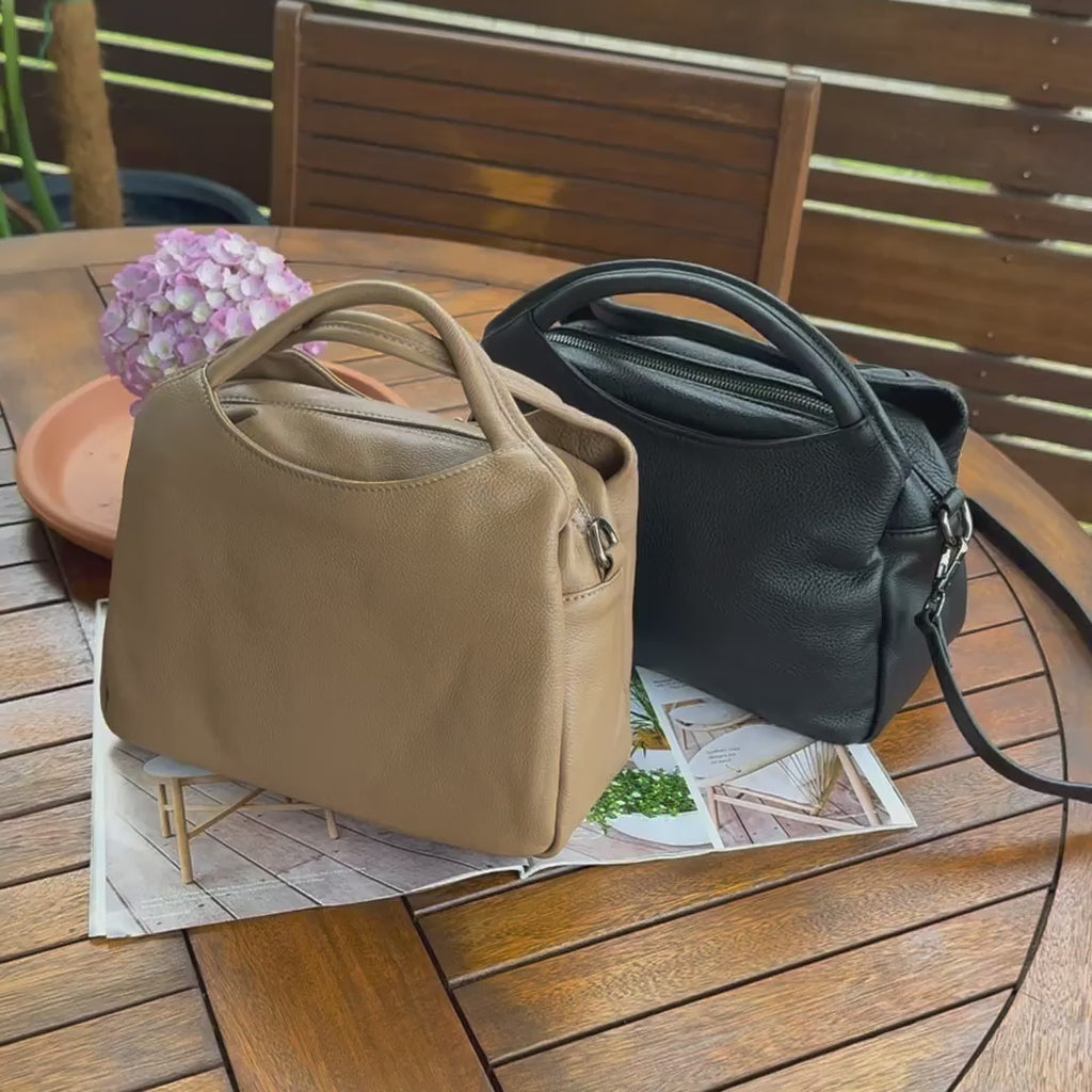 Leather Shoulder Bag – Multi-Pocket Handbag