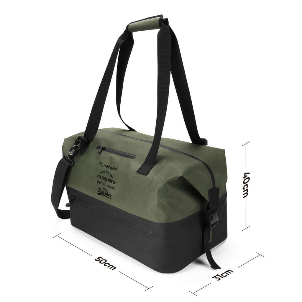 Size comparison of waterproof duffle bag in 37L capacity.