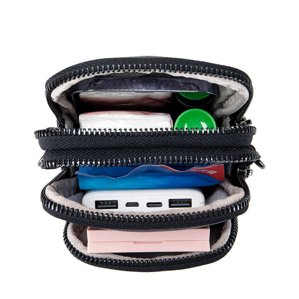 Internal structure display of women's genuine leather small crossbody bag.