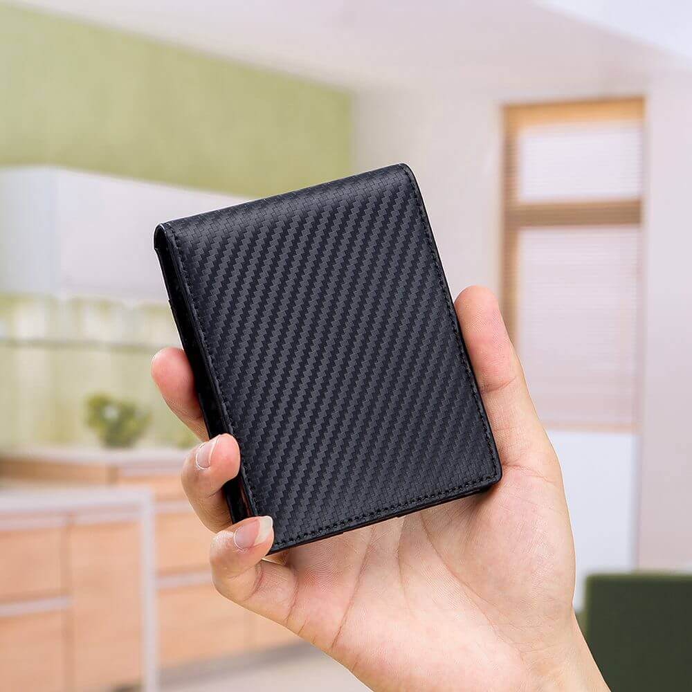 Front view of the sleek men's carbon fiber RFID leather wallet showcasing its minimalist design.