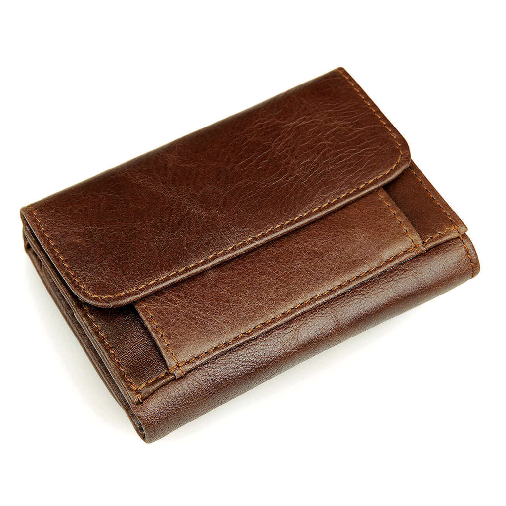 Back view of men’s RFID leather wallet with detailed stitching.